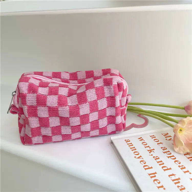 Checkerboard Knitted Cosmetic Bag in Contrast Wool