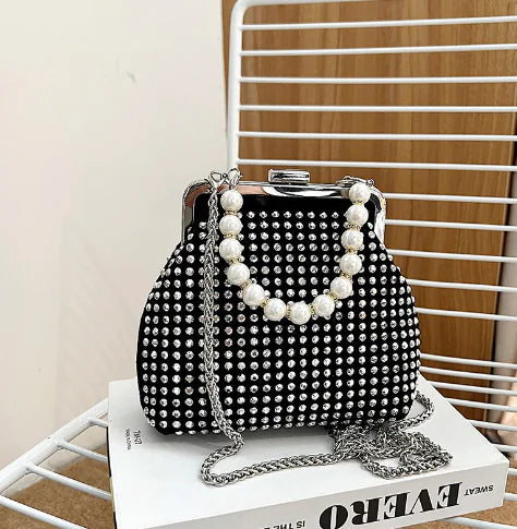 Trendy Women's Cosmetic Alloy Chain Bag