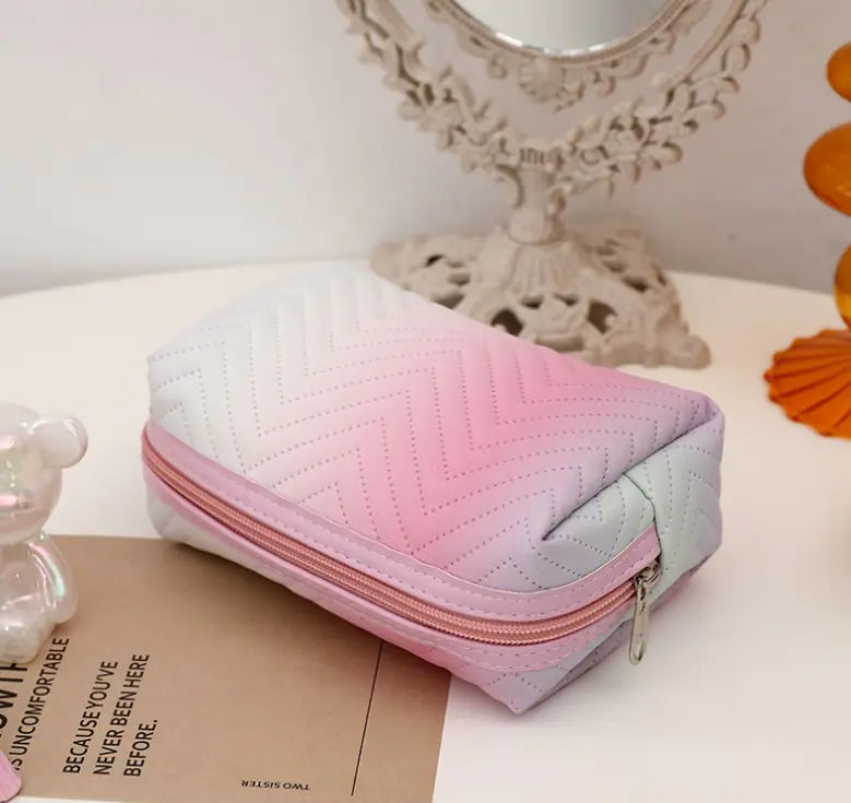 Women's Gradient 3D Cosmetic Organizer Travel Bag