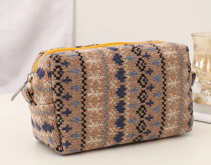 Vintage Knitted Cosmetic Bag with Geometric Pattern