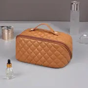 Large Capacity Checkered Travel Cosmetic Bag